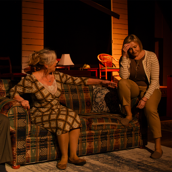 Feature image for Review - August: Osage County, Stage Whispers